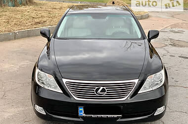 Седан Lexus LS 2008 в 