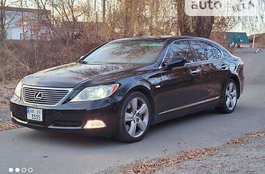 Седан Lexus LS 2007 в Виннице