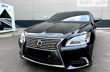 Седан Lexus LS 2014 в Киеве