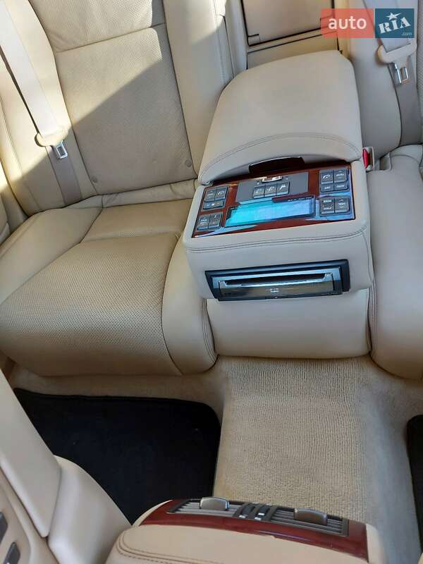 Седан Lexus LS 2008 в Ивано-Франковске