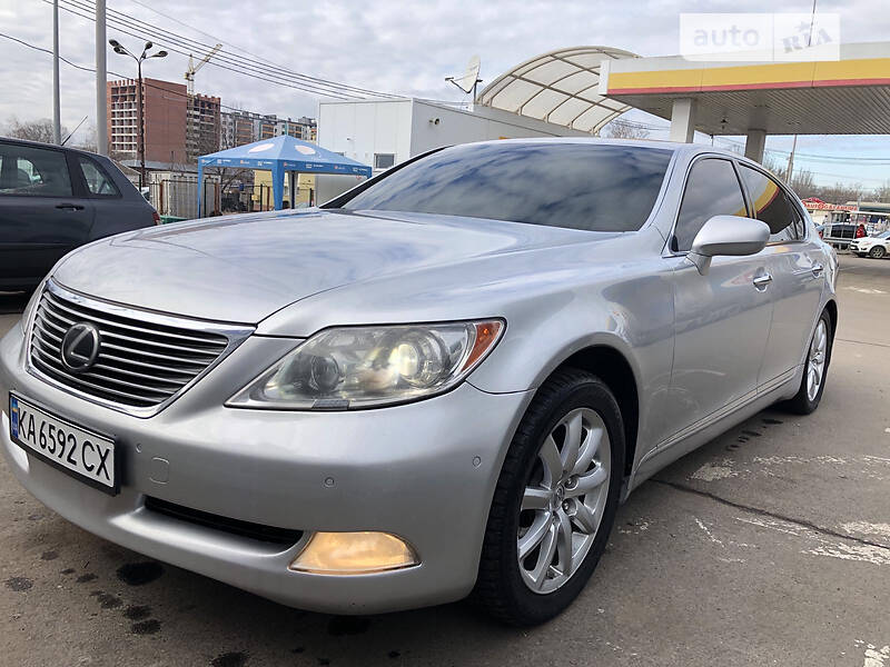 Седан Lexus LS 2007 в Николаеве