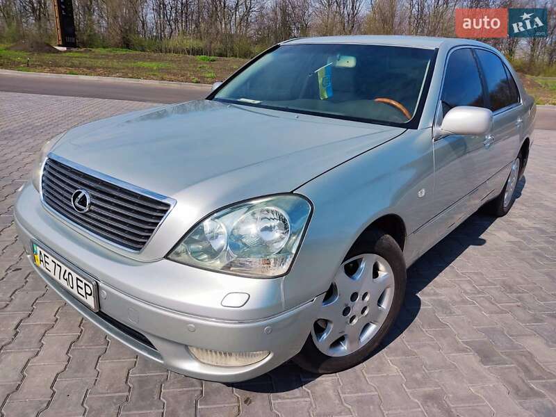 Седан Lexus LS 2002 в Желтых Водах