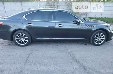 Седан Lexus LS 2007 в Кагарлику