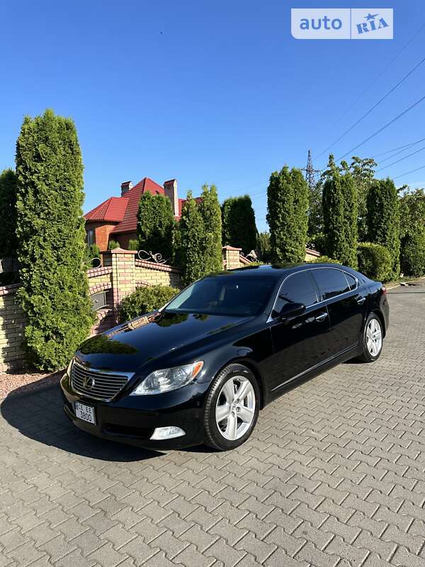 Седан Lexus LS 2007 в Черновцах