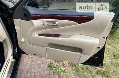 Седан Lexus LS 2007 в 