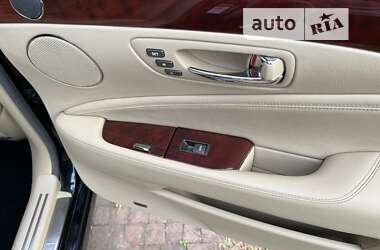 Седан Lexus LS 2007 в 