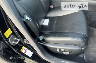 Седан Lexus LS 2010 в 