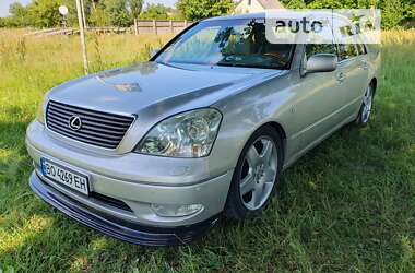 Седан Lexus LS 2003 в Радивиліві