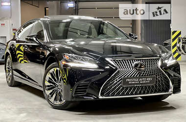 Седан Lexus LS 2019 в 