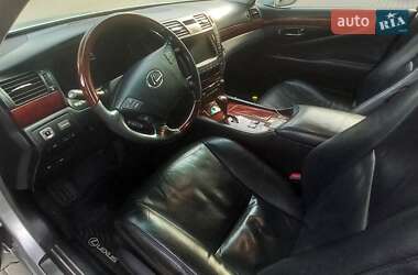 Седан Lexus LS 2007 в Черновцах