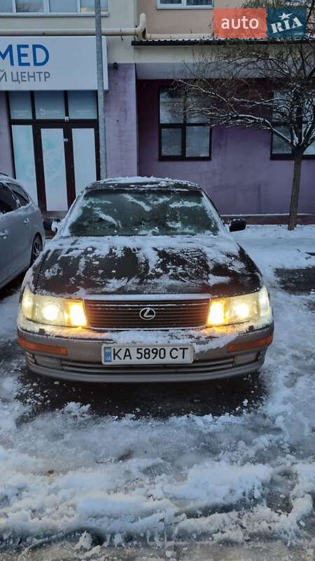 Седан Lexus LS 1994 в Киеве