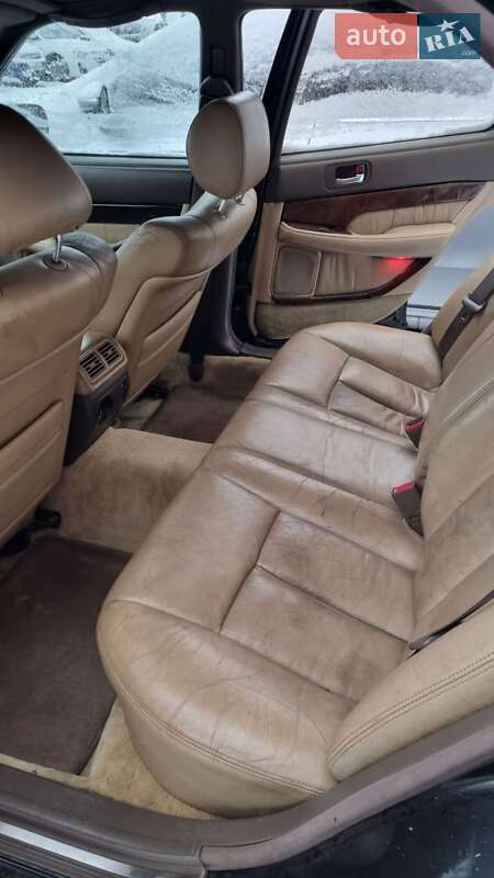 Седан Lexus LS 1994 в Киеве
