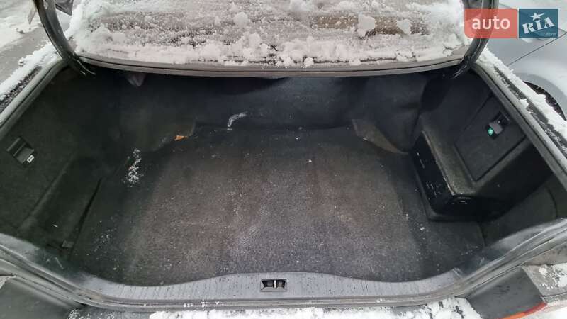 Седан Lexus LS 1994 в Киеве