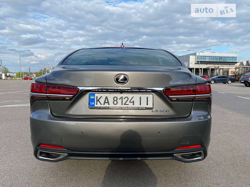 Седан Lexus LS 2018 в Киеве