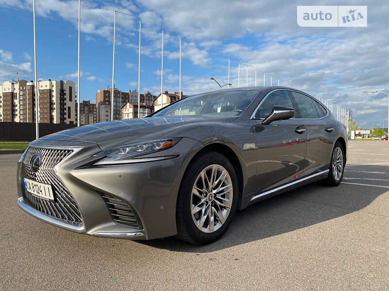 Седан Lexus LS 2018 в Киеве