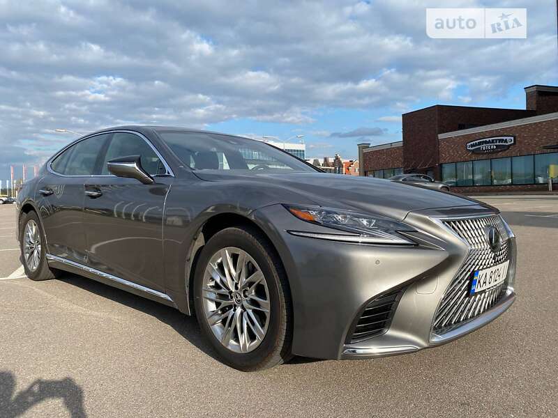Седан Lexus LS 2018 в Киеве