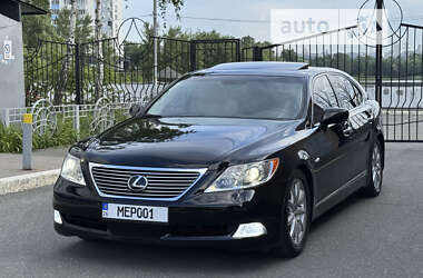 Седан Lexus LS 2007 в Киеве