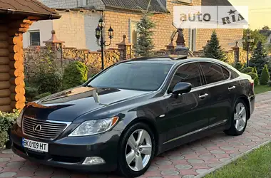 Lexus LS 2007