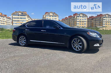 Седан Lexus LS 2008 в Ровно Седан Lexus LS 2008 в Ровно