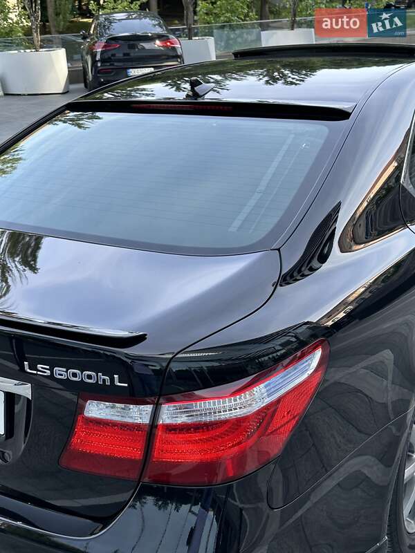 Седан Lexus LS 2008 в Киеве