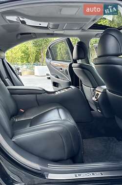 Седан Lexus LS 2008 в Киеве