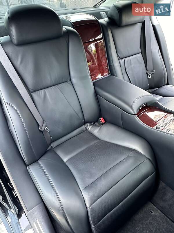 Седан Lexus LS 2008 в Киеве