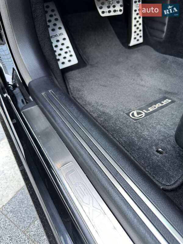 Седан Lexus LS 2008 в Киеве
