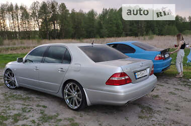 Седан Lexus LS 2003 в Киеве