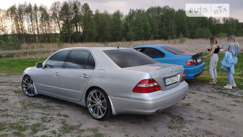 Седан Lexus LS 2003 в Киеве