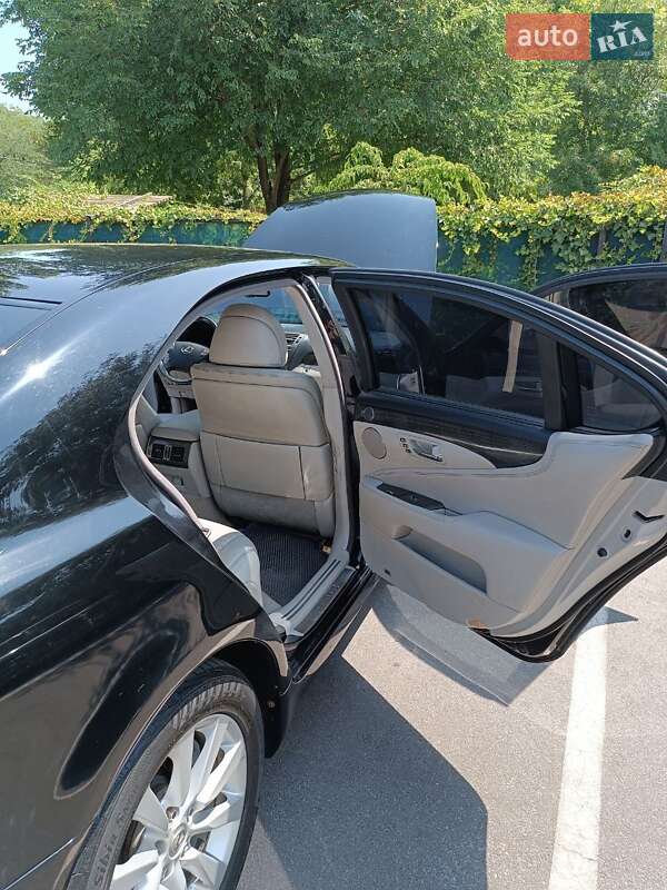 Седан Lexus LS 2010 в Одессе