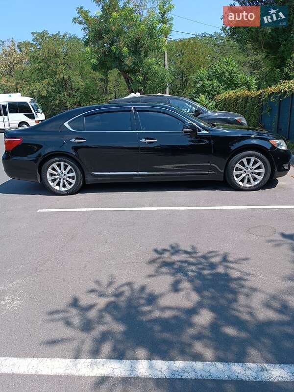 Седан Lexus LS 2010 в Одессе