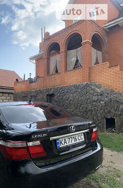 Седан Lexus LS 2007 в Кропивницком