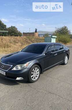 Седан Lexus LS 2007 в Полтаві