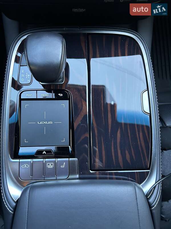 Седан Lexus LS 2018 в Одессе