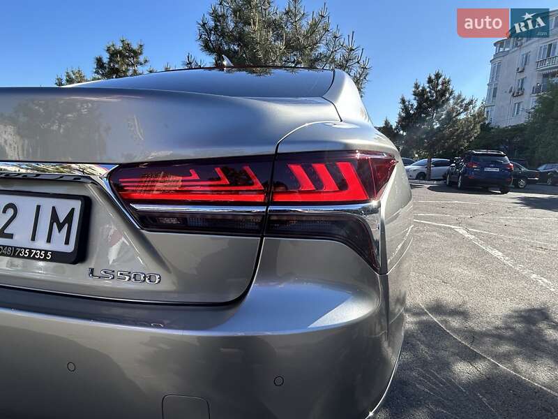 Седан Lexus LS 2018 в Одессе