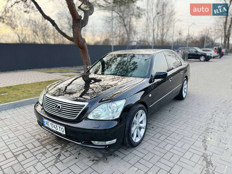 Lexus LS 2005