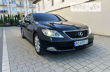 Седан Lexus LS 2007 в Ужгороде