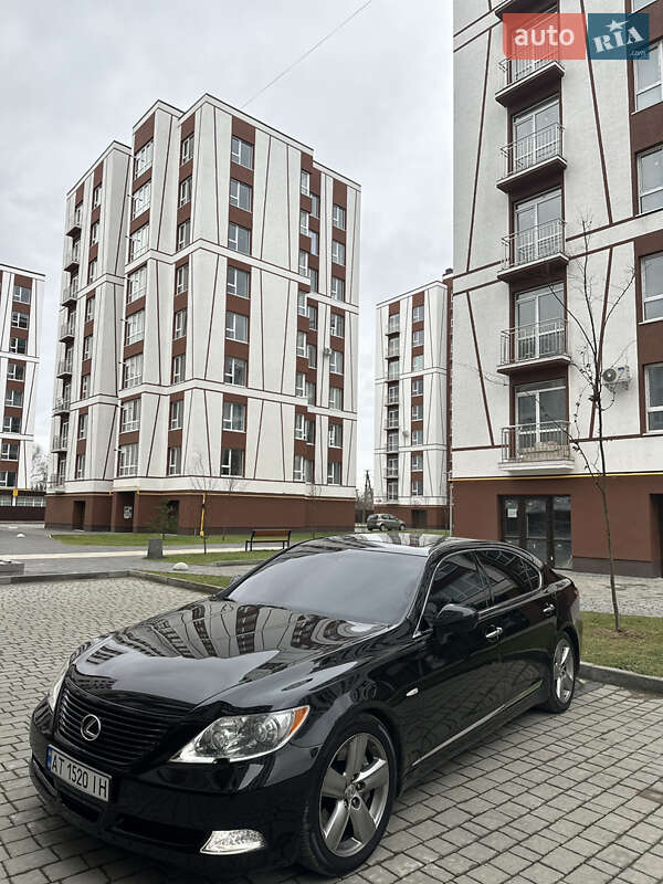 Lexus LS 2008
