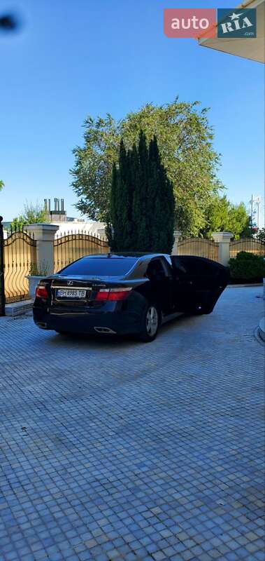Седан Lexus LS 2007 в Одессе