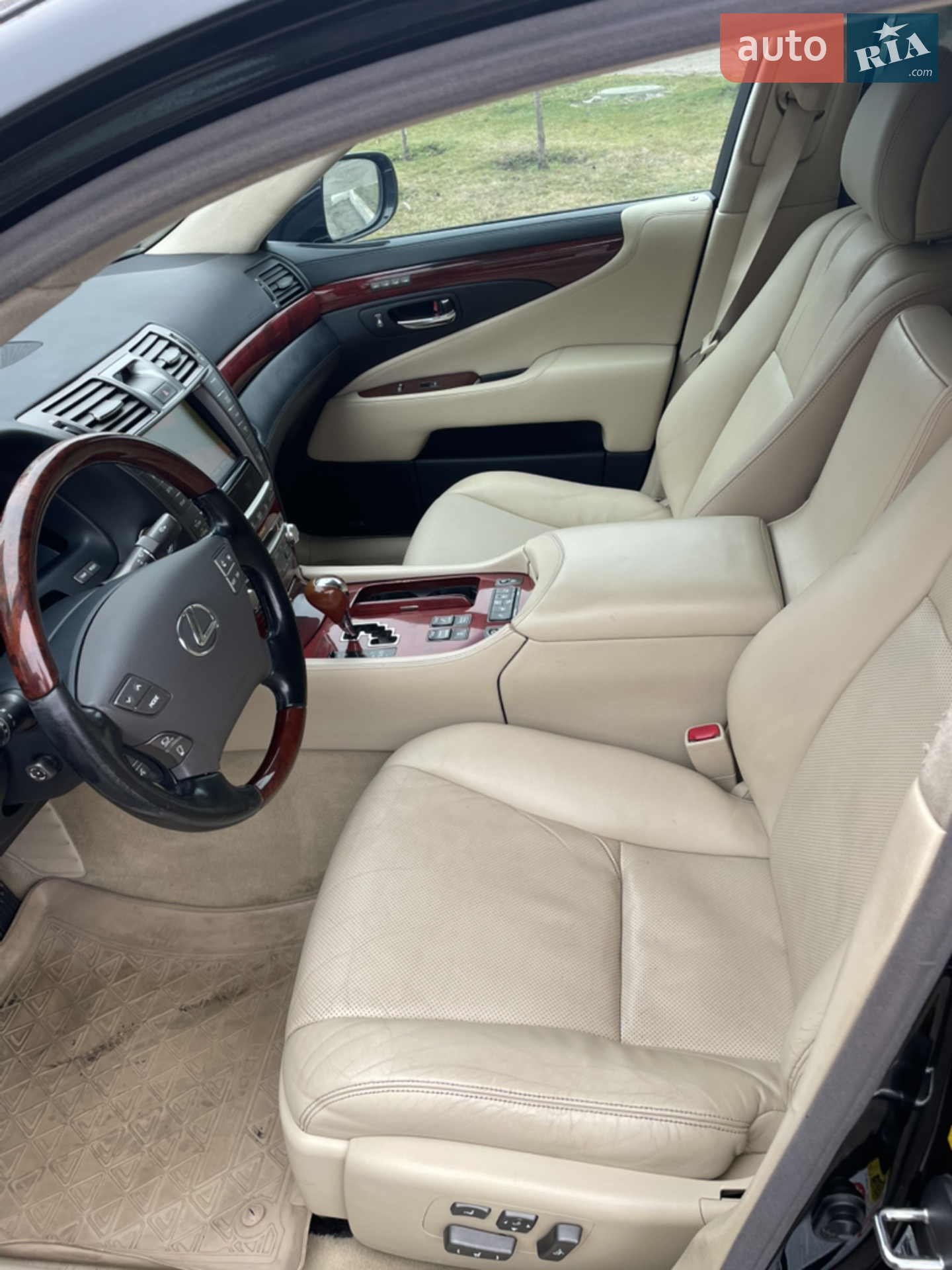 2012 Lexus LS - мініатюра 6