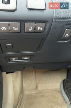 Седан Lexus LS 2012 в Днепре