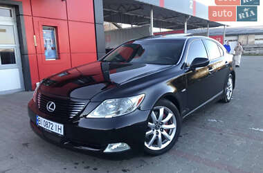 Седан Lexus LS 2006 в Калуше