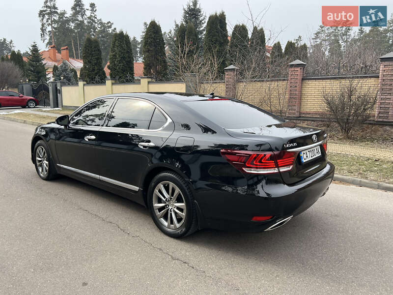 Седан Lexus LS 2014 в Черкасах