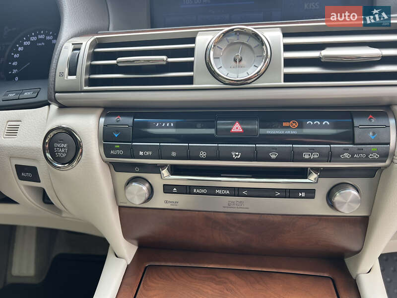 Седан Lexus LS 2014 в Черкасах
