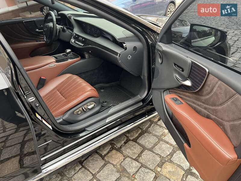 Седан Lexus LS 2017 в Києві