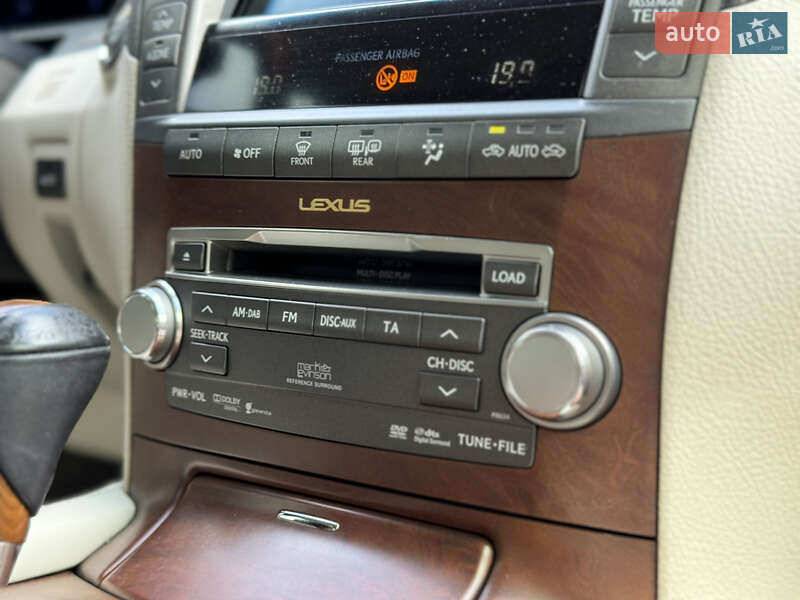 Седан Lexus LS 2011 в Києві