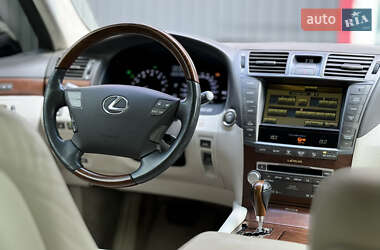 Седан Lexus LS 2011 в Києві