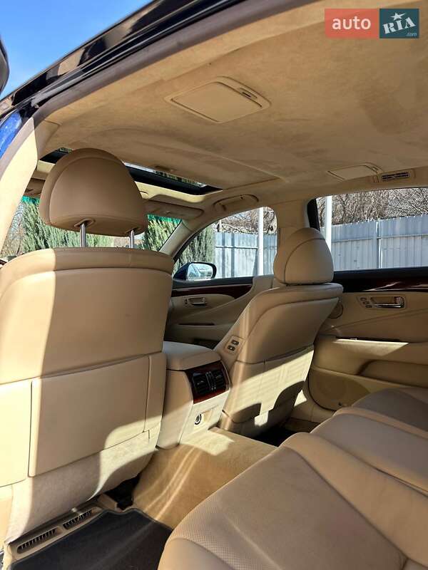 Седан Lexus LS 2007 в Києві