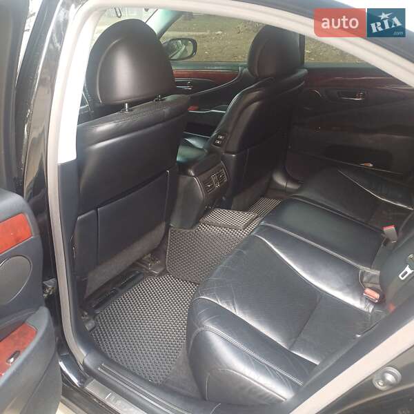 Седан Lexus LS 2007 в Дніпрі