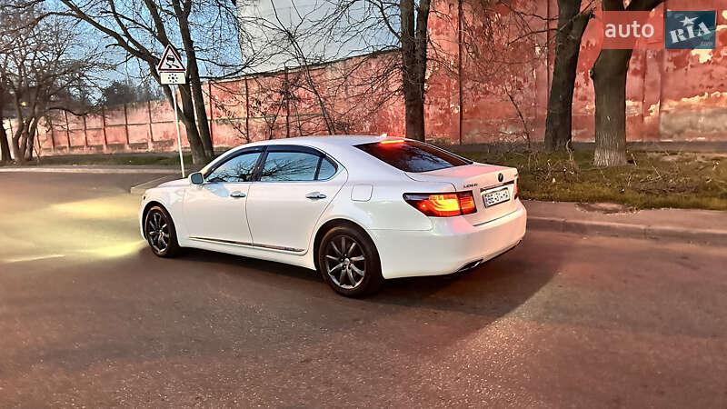 Седан Lexus LS 2007 в Одессе